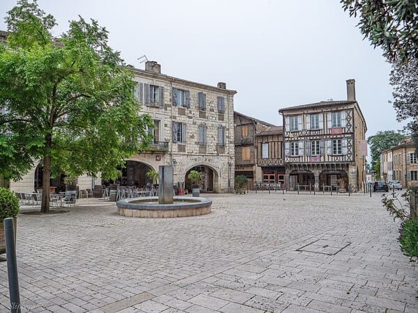Eauze place d'Armagnac
